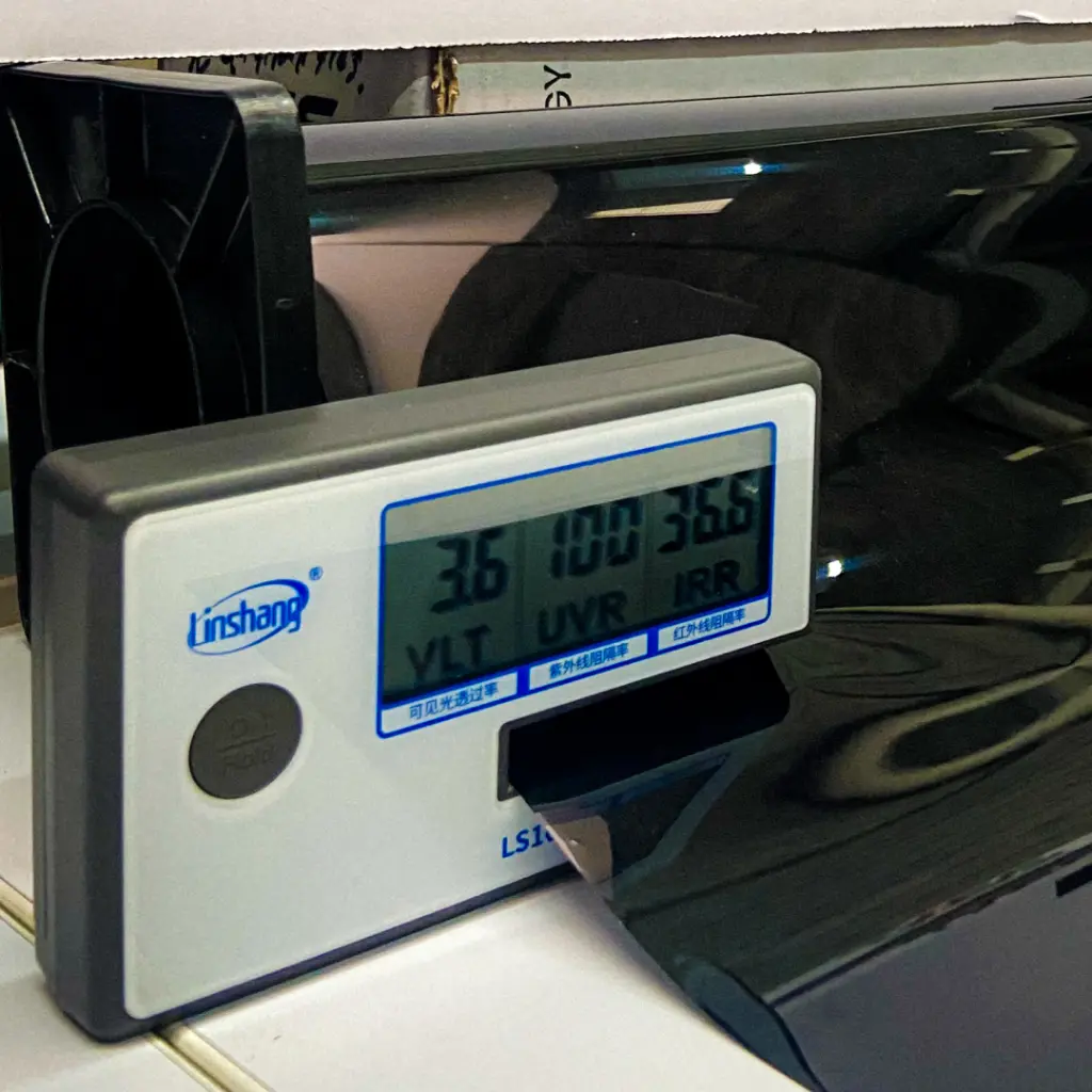 ULTRA CRABON WEB 5 - 3.webp